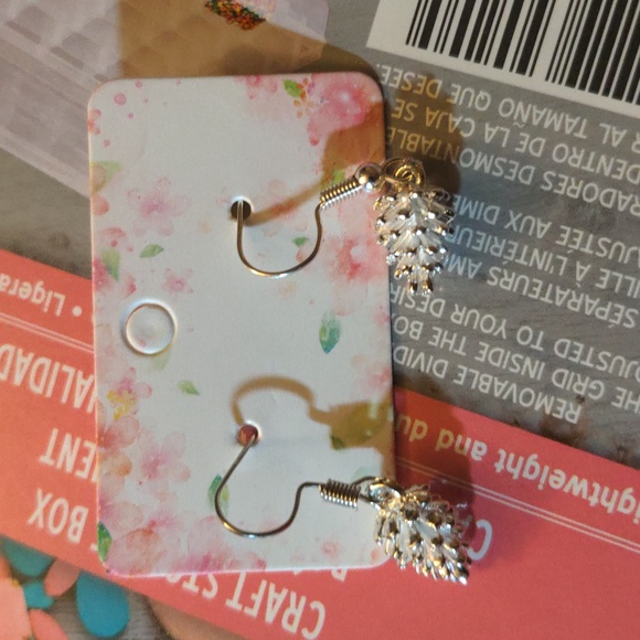 Christmas New Earrings for Kids Adults Women Girls XMAS Holiday Handmade - Picture 4 of 4